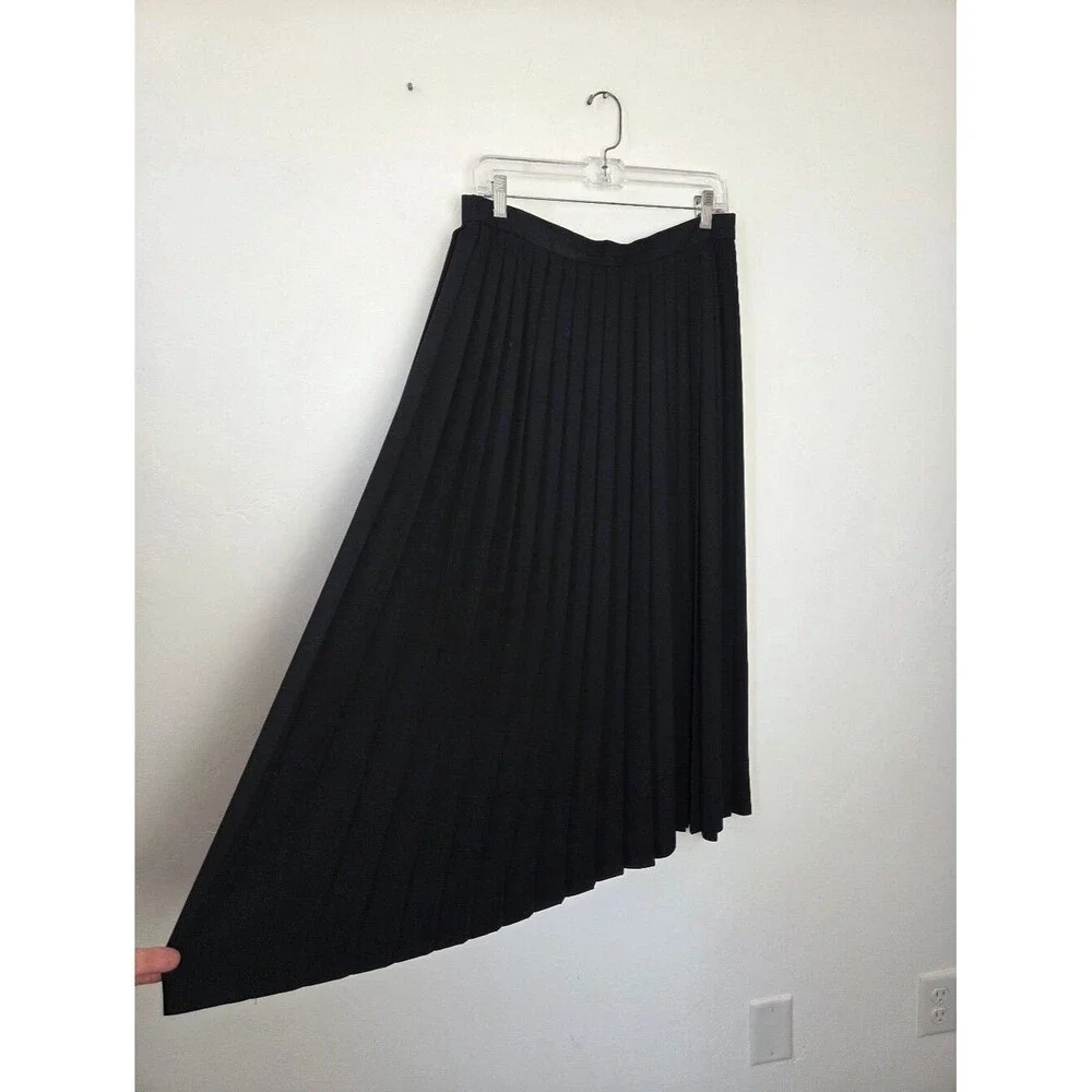 Vintage Doncaster Pleated Maxi Skirt Black Size 12 Academia Whimsygoth Victorian